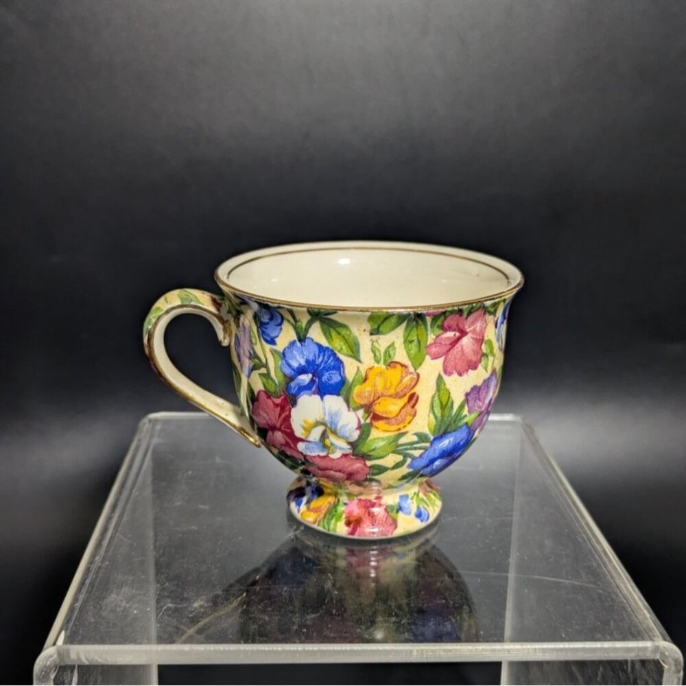 Royal Winton Grimwades Sweet Pea Chintz Floral Tea Cup Vintage Collectible Demi